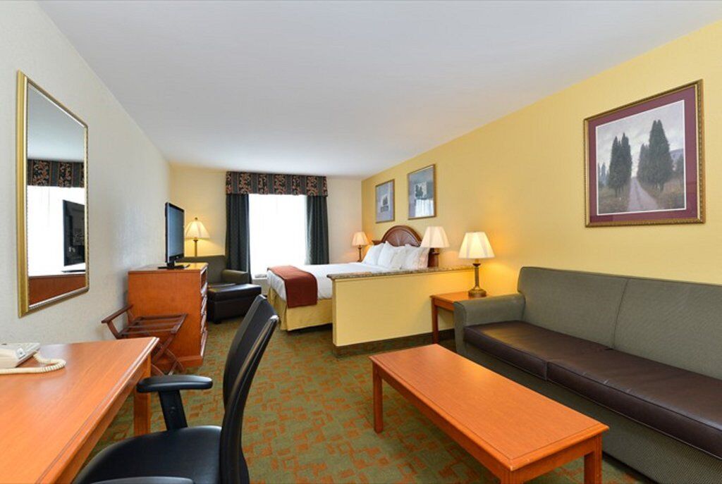 Holiday Inn Express Hotel & Suites Petersburg/Dinwiddie By Ihg Экстерьер фото
